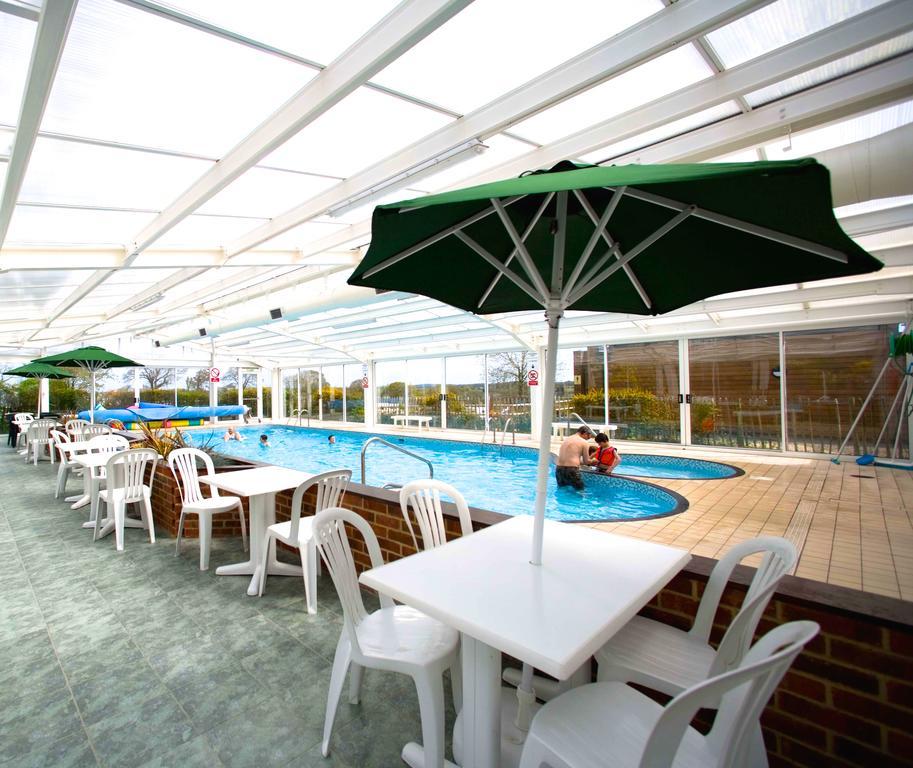Orchards Holiday Park Cowes  Exterior foto