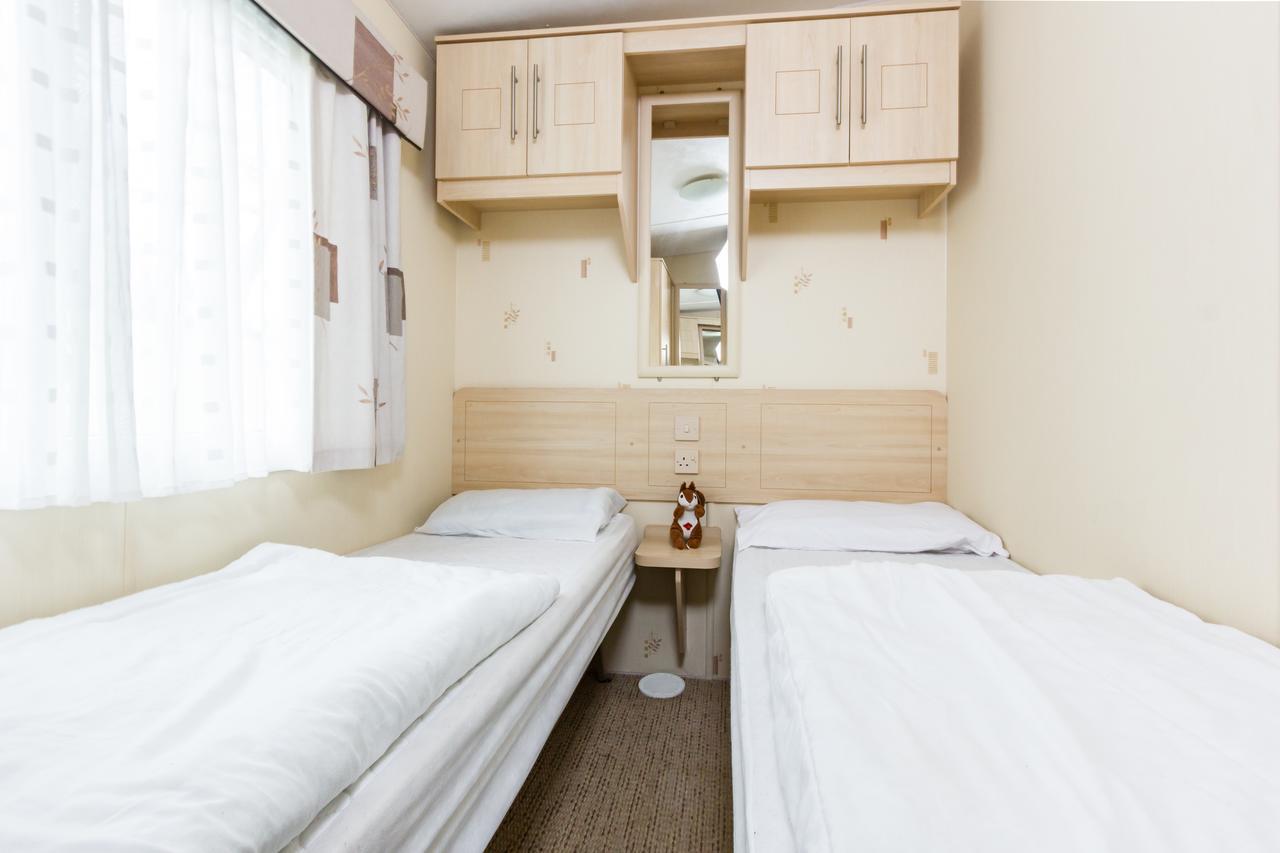 Orchards Holiday Park Cowes  Habitación foto